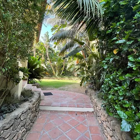 Casa Roca Elviria Marbella